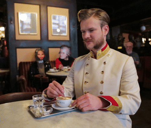 superberg_wientourismus_kfj_cinemagramm_hawelka_